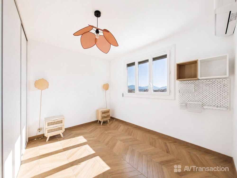 Vente Appartement AJACCIO – Superbe F3 rénové avec vue dégagée et 2 terrasses Ajaccio
