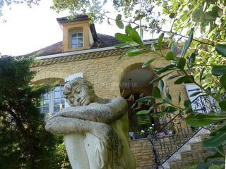  Villa � vendre 10 pi�ces 272 m�