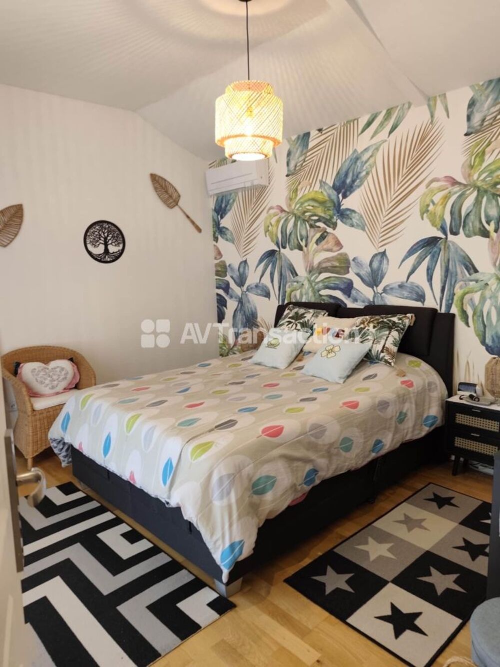 Vente Maison Maison charentaise rénovée 2023 · 145 m² · 4 chambres Rouzède