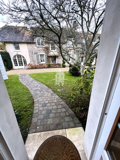 Vente Maison A Vendre ,  Douains 27120, proprit 310 m hab, terrain 8600 m Douains