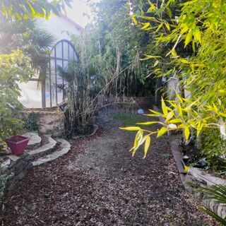  Maison à vendre 12 pièces 329 m²
