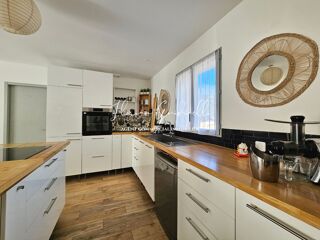  Maison  vendre 5 pices 121 m