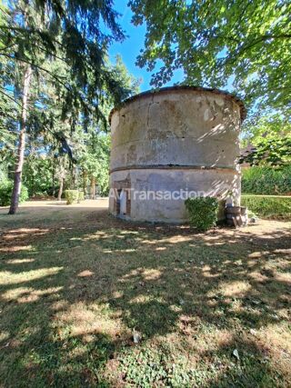 Maison 8 pièces 163 m² · à Illiers-l'Évêque · 163 m² · 390 000 €