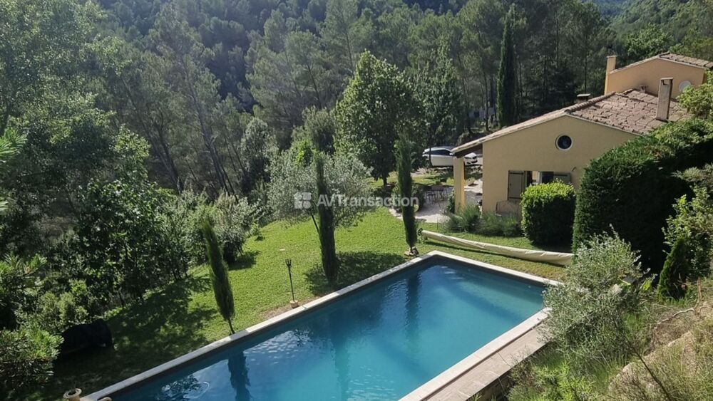 Vente Villa Villa provençale avec piscine & 6 ha – Proche Nyons (Drôme) Nyons