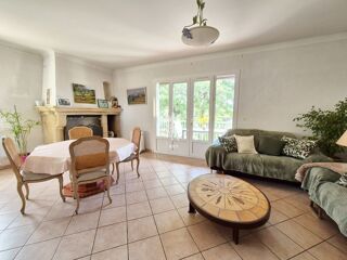  Maison  vendre 9 pices 170 m