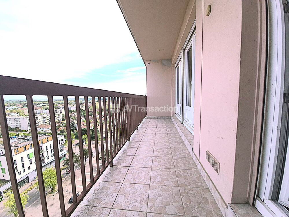 Vente Appartement T4 - 82,5 m² – Entièrement rénové – Balcon – Parking – Cave Bron