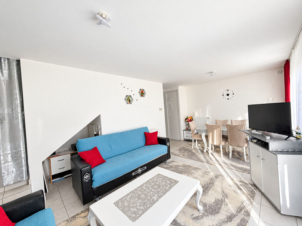 Vente Villa Genas – Maison 4 pièces vendue louée – Rentabilité brute 3,5 % Genas