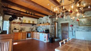  Villa à vendre 8 pièces 246 m²