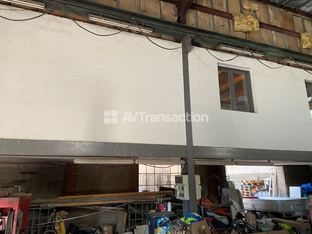  ENTREPOT de 473M² sur une parcelle de 2000 m² Hauconcourt
