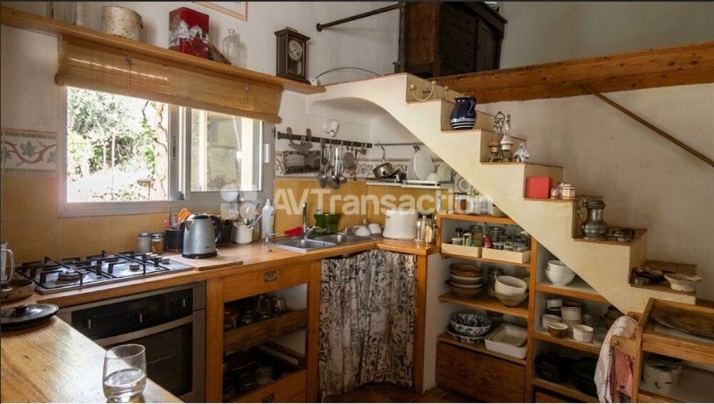 Vente Maison Deux maisons, un studio, dépendances sur 26 hectares Thoiras-corbès