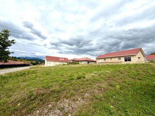  Terrain à vendre 678 m²
