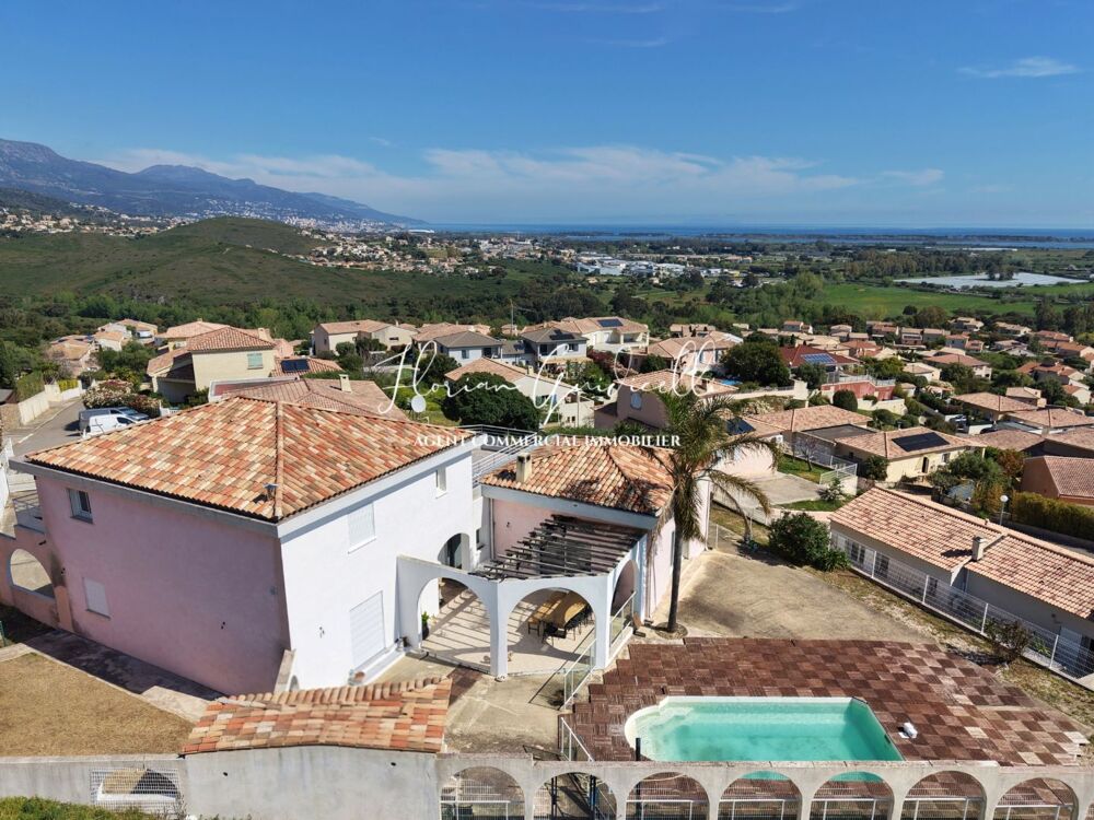 Vente Maison Maison 260 m² avec 2 logements indépendants et vue mer Biguglia