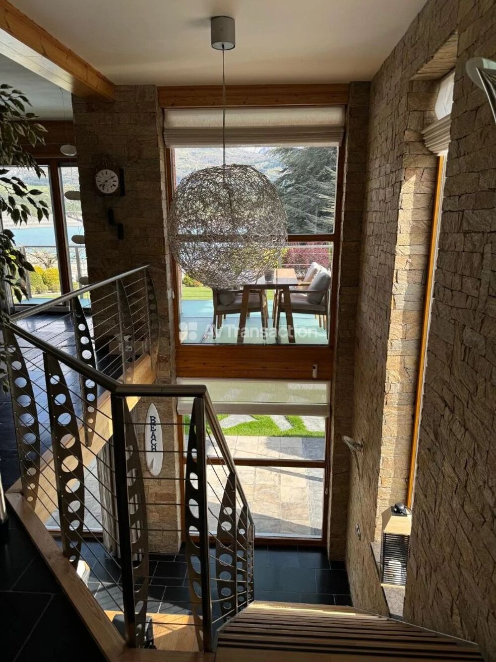à vendre  Villa Savines-le-Lac (05160)