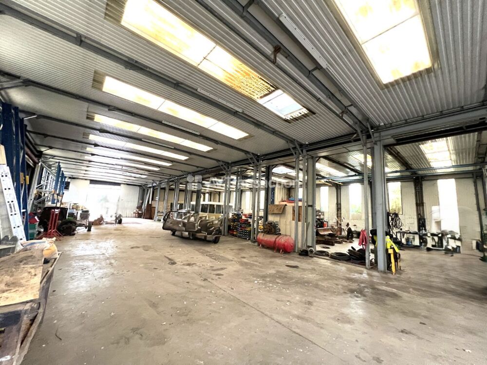   A vendre , Vernon ( 27200 )  local d'activité ,    820 m2 Vernon