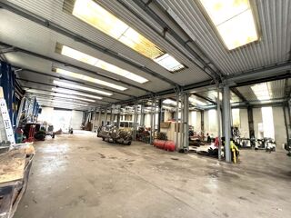  A vendre , Vernon ( 27200 )  local d'activité ,    820 m2 Vernon