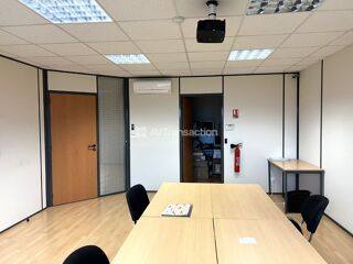  Immeuble � vendre 378 m�