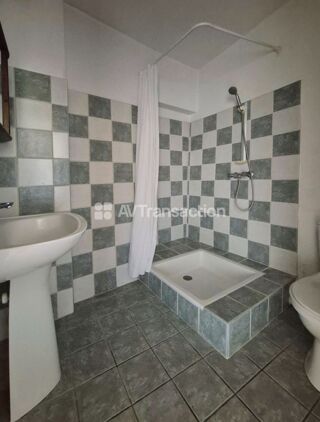  Appartement à vendre 2 pièces 48 m² Lorgues