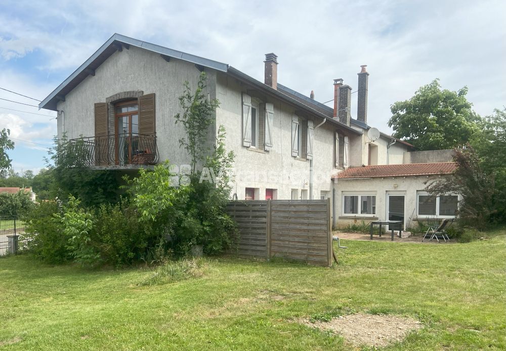 Vente Maison Maison de village 5 chambres 4000m² de terrain et garage Mazerulles