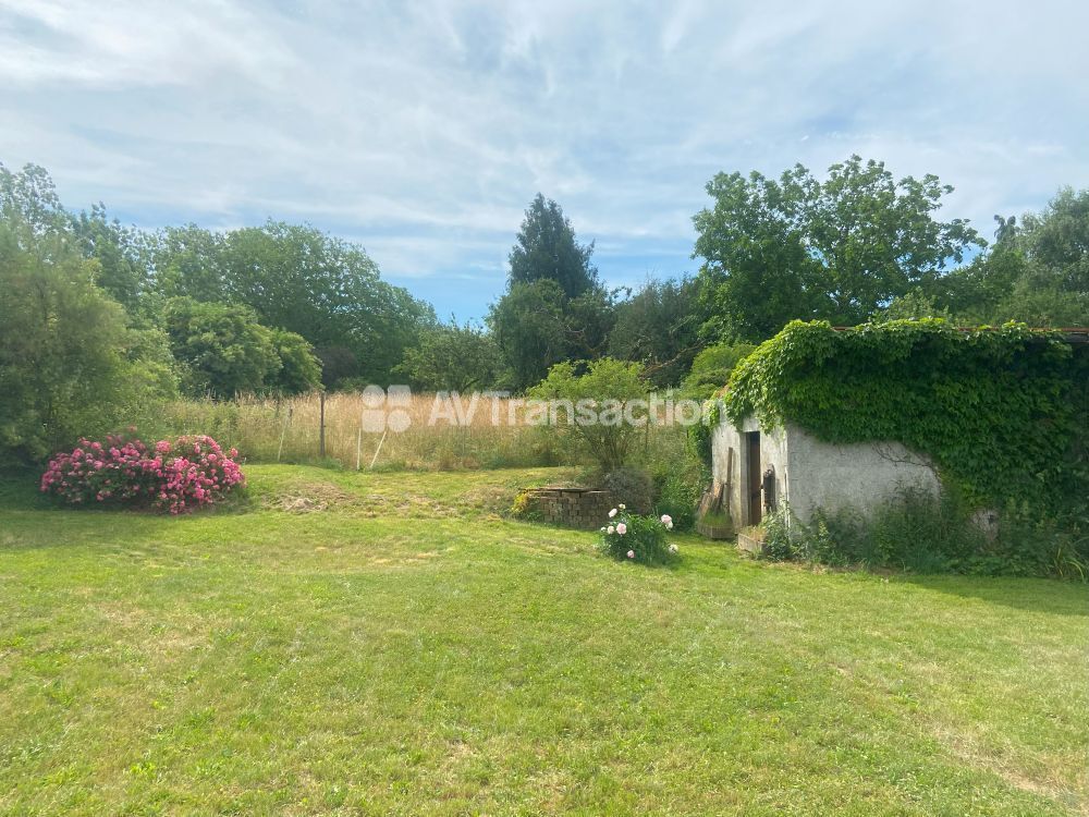 Vente Maison Maison de village 5 chambres 4000m² de terrain et garage Mazerulles