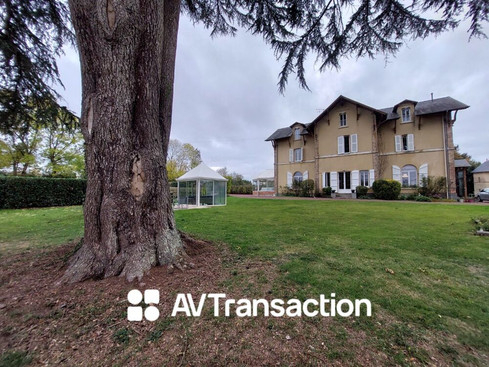 Maison 10 pièces 287 m² à Saint-Georges-le-Fléchard