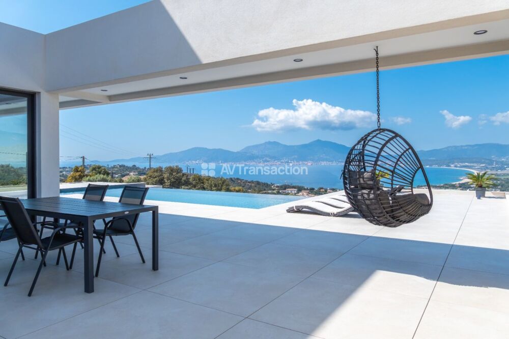 � vendre  Propri�t�/ch�teau Porticcio (20166)