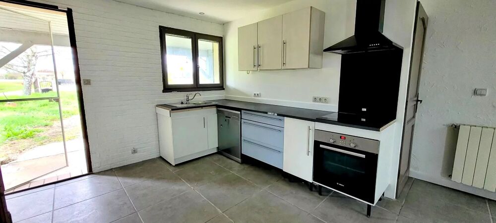 33230 COUTRAS-MAISON 134 M² - 3/4 CHAMBRES-PISCINE-1600M² JARDIN