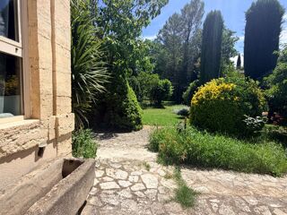  Propriété/château à vendre 15 + pièces 915 m²