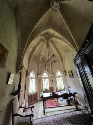  Propri�t�/ch�teau � vendre 15 + pi�ces 756 m�