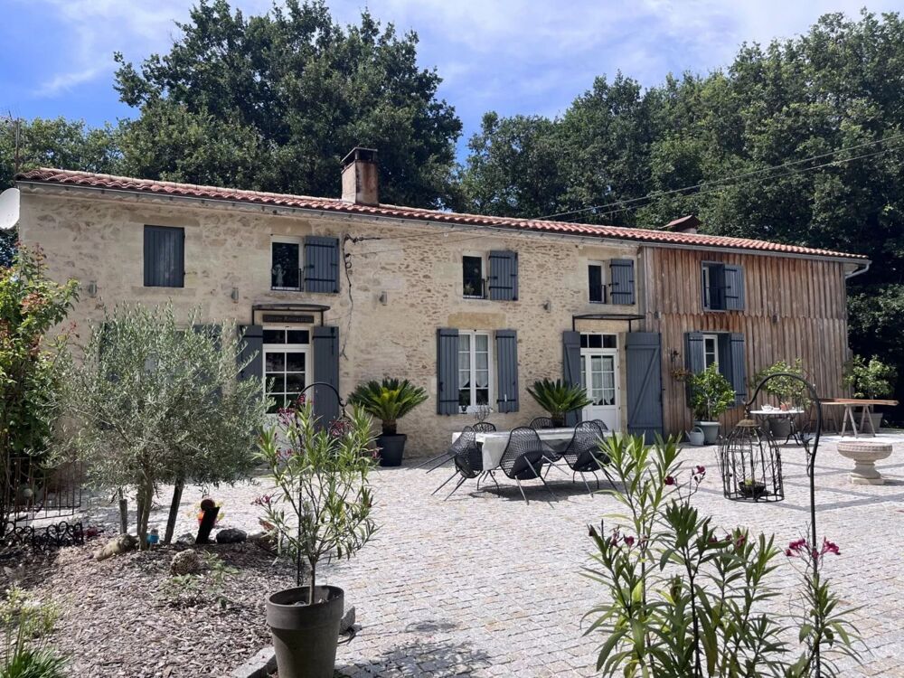 Maison 6 pièces 210 m² · à Guillos · 210 m² · 498 000 €