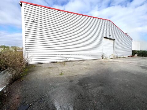 A vendre ,CAEN ( 14000 ) local-entrepot 840 m2 , terrain 2150 m2 802000 14000 Caen