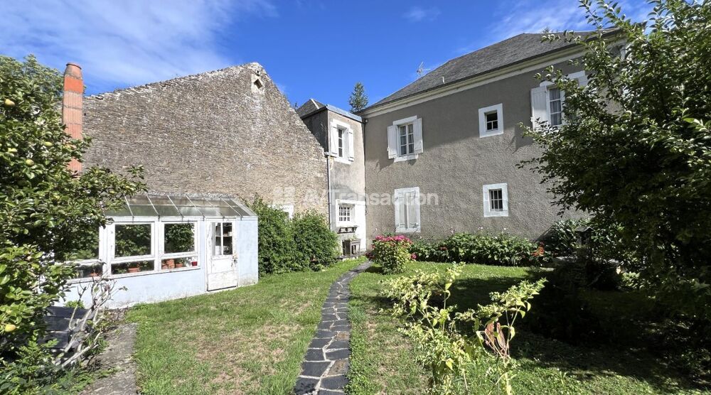 A Vendre , Cagny ( 14630 ) maison bourgeoise 210 m2 , 8 pièces