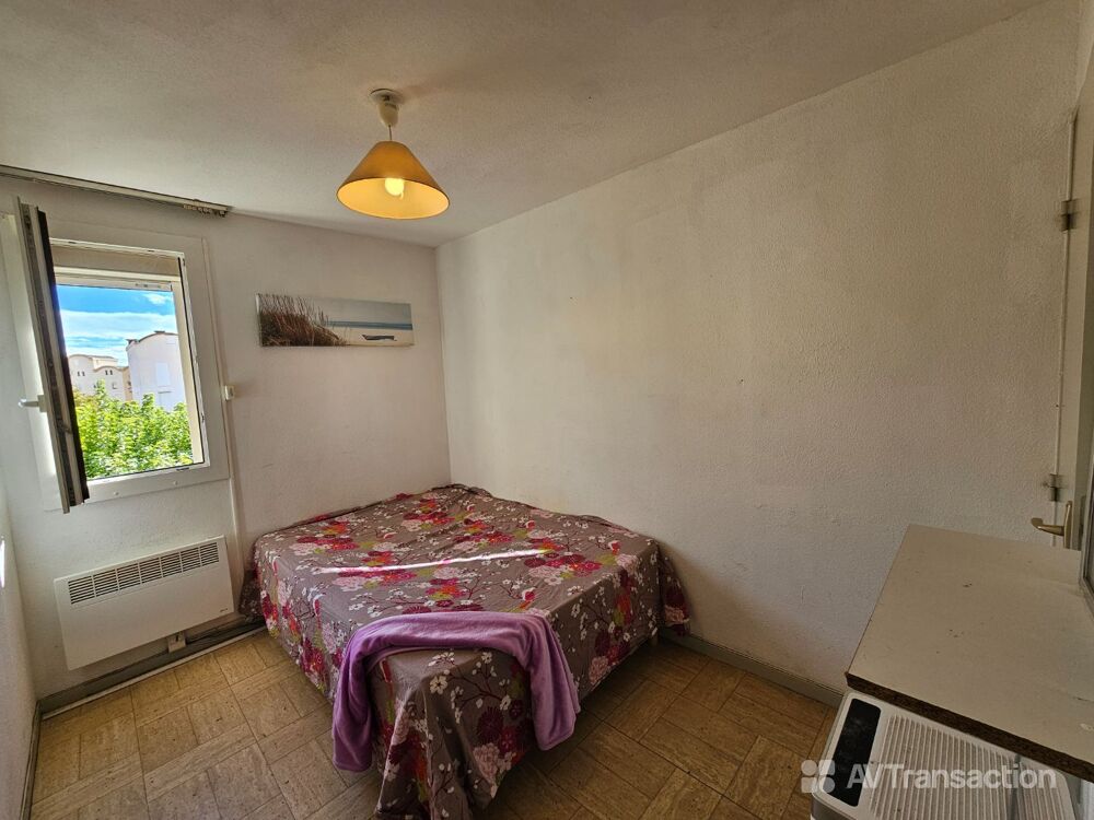 Vente Appartement URGENT - T2 à rénové, Résidence avec Piscine Gruissan