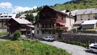  H�tel Particulier � vendre 15 + pi�ces 830 m� Molines-en-queyras