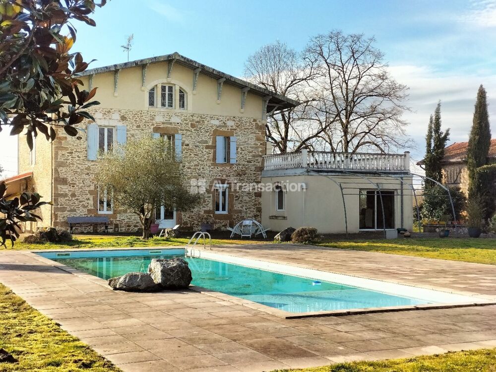 Maison 9 pièces 295 m² · à Meilhan · 295 m² · 530 000 €