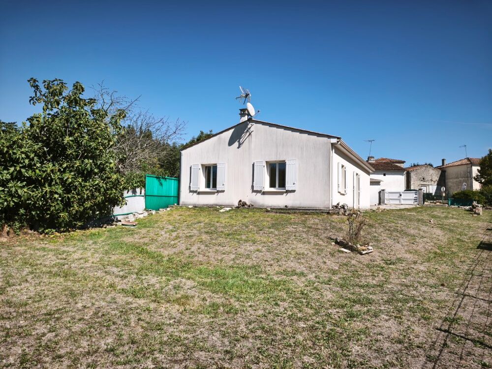 Vente Maison JONZAC – PAVILLON DE PLAIN-PIED – DPE C – À 2 KM DU CENTRE-VILLE Saint germain de lusignan