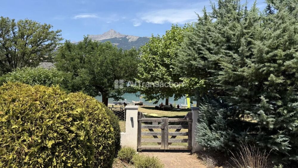 à vendre  Villa Savines-le-Lac (05160)