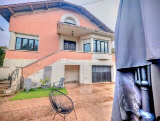  Maison  vendre 6 pices 182 m