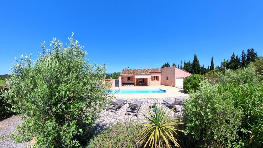 Villa 135m² avec 3 chambres, piscine, 2100m² à Castelnau-d'Aude