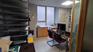  Villa � vendre 9 pi�ces 240 m�
