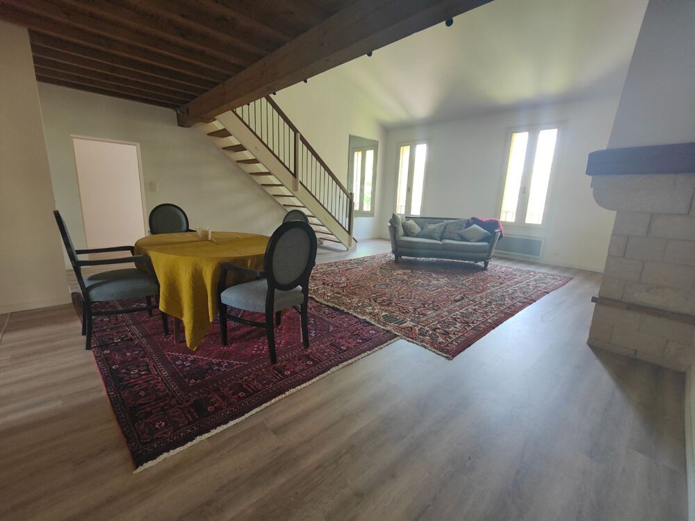 à vendre  Propriété/château Uzès (30700)
