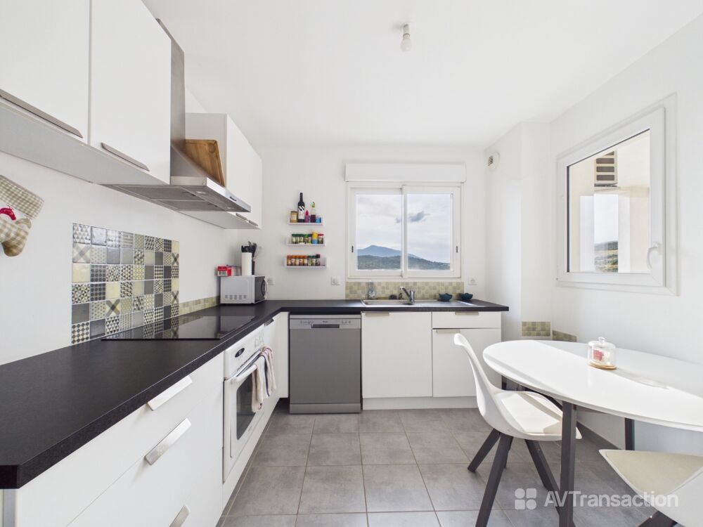 Vente Appartement Rare T2 52m2 - Vue Mer - dernier étage - entrée d'ajaccio Ajaccio