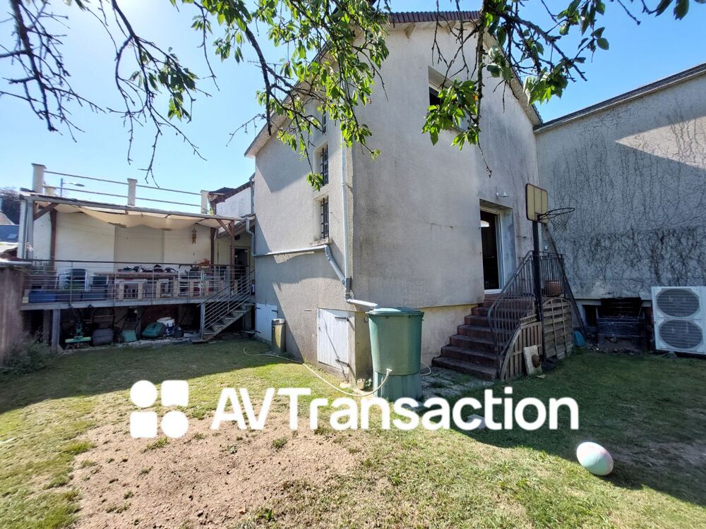 Maison 7 pièces 219 m² · à Forcé · 219 m² · 197 900 €