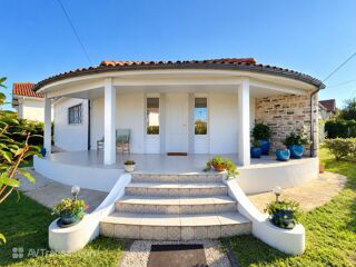 Vente Maison DAX Maison d'architecte 3 chambres, piscine et terrain 594m² Dax