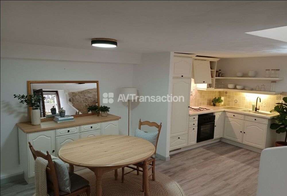 CALLAS : Maison de village rénovée 3 pièces