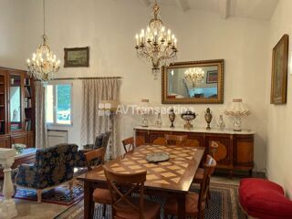  Villa à vendre 10 pièces 293 m²