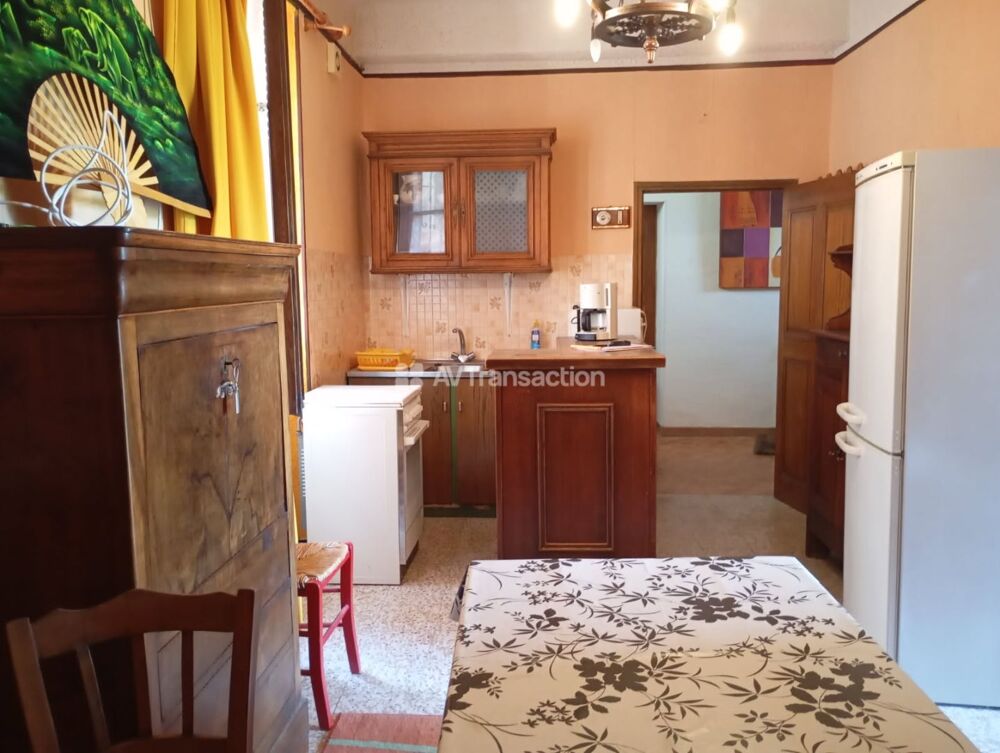 Location Appartement CALLAS : A LOUER Appartement de 2 pièces 33m2, balcon. Callas