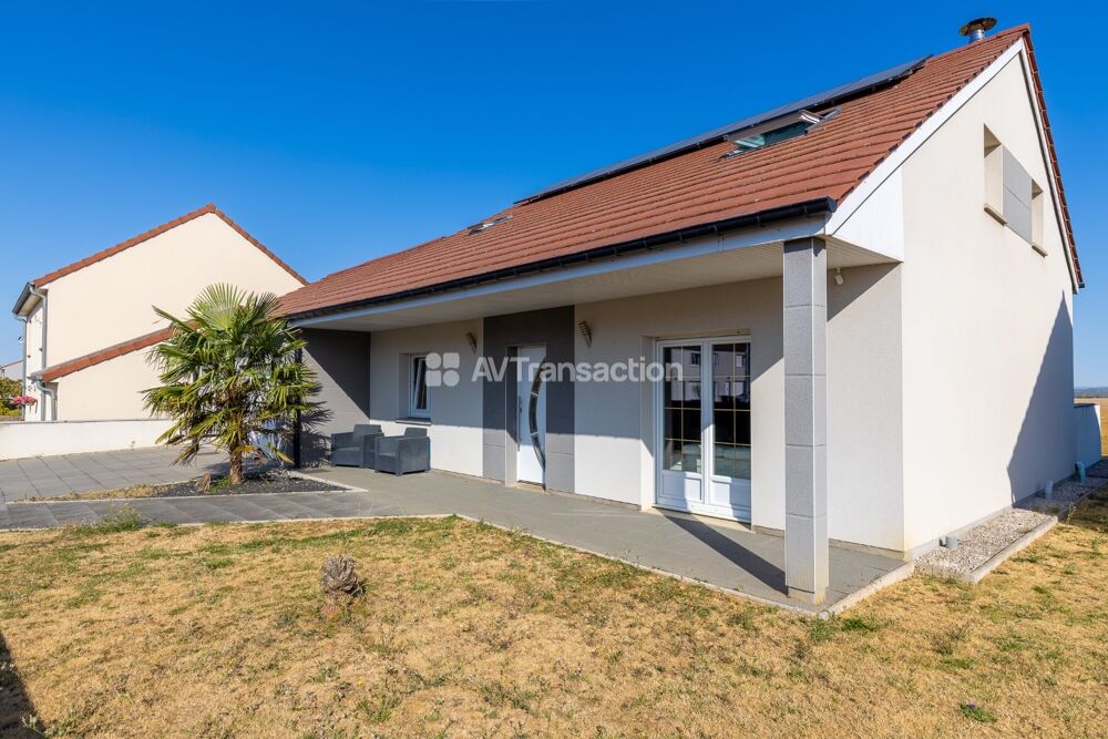 Vente Maison RONCOURT – BELLE MAISON FAMILIALE AVEC VUE DÉGAGÉE Roncourt