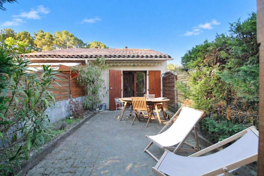 LES MATHES - MAISON AVEC JARDIN
