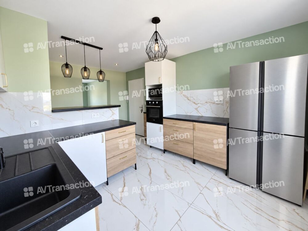 Appartement 2 pièces 53 m² · à Vaulx-en-Velin · 53 m² · 140 000 €
