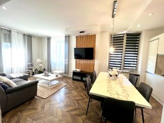  Villa à vendre 10 pièces 205 m²